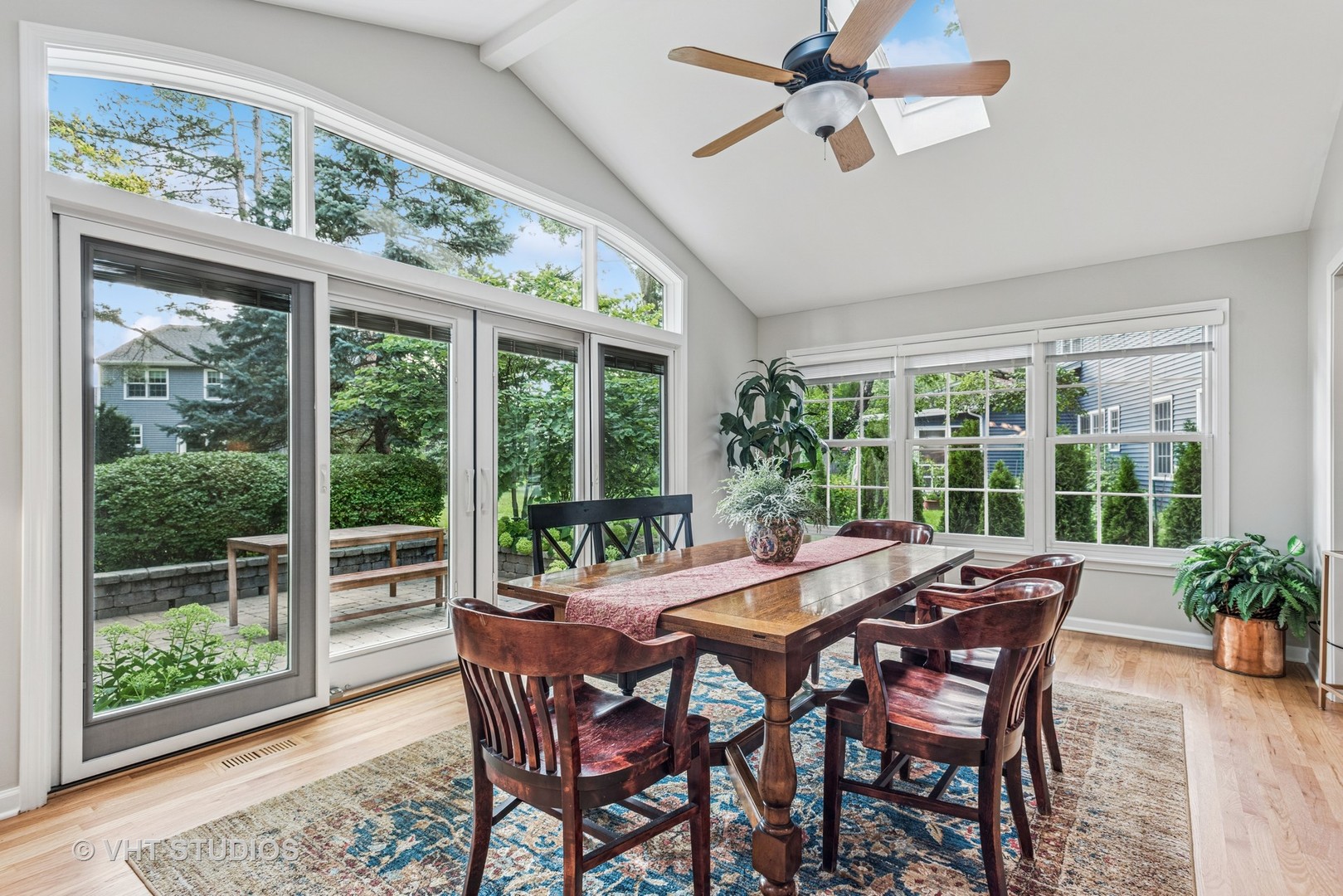 2S560 Seneca Drive Wheaton, IL 60189 - Photo 15 of 46