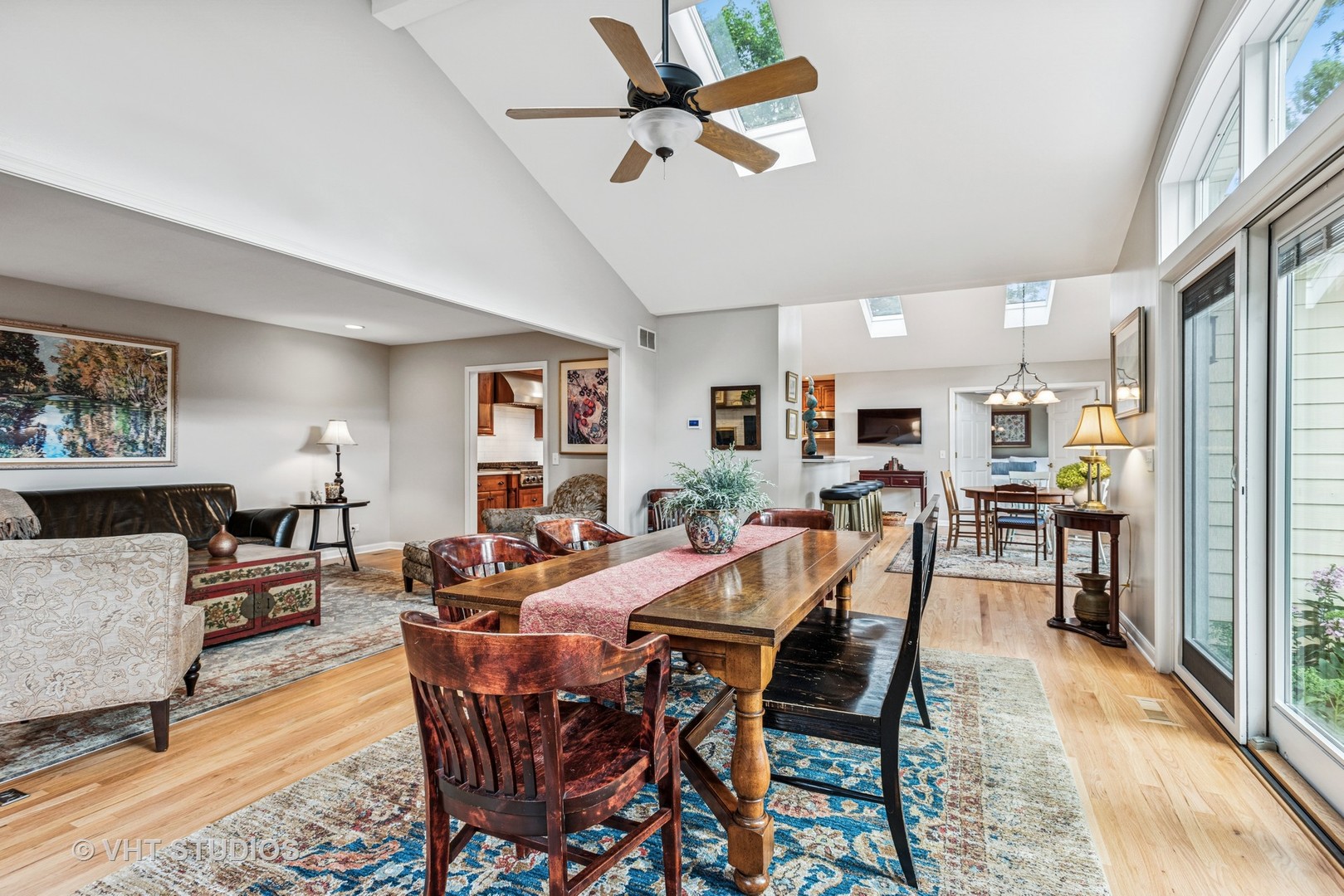 2S560 Seneca Drive Wheaton, IL 60189 - Photo 16 of 46