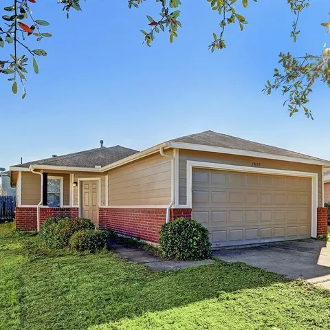 $1,750 | 19023 Yaupon Pass Drive, Cypress, TX 77433