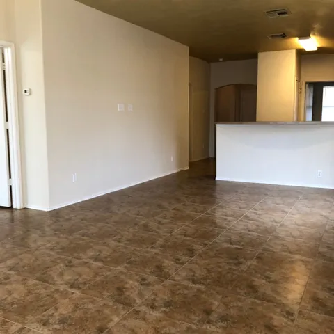 $1,750 | 19023 Yaupon Pass Drive, Cypress, TX 77433