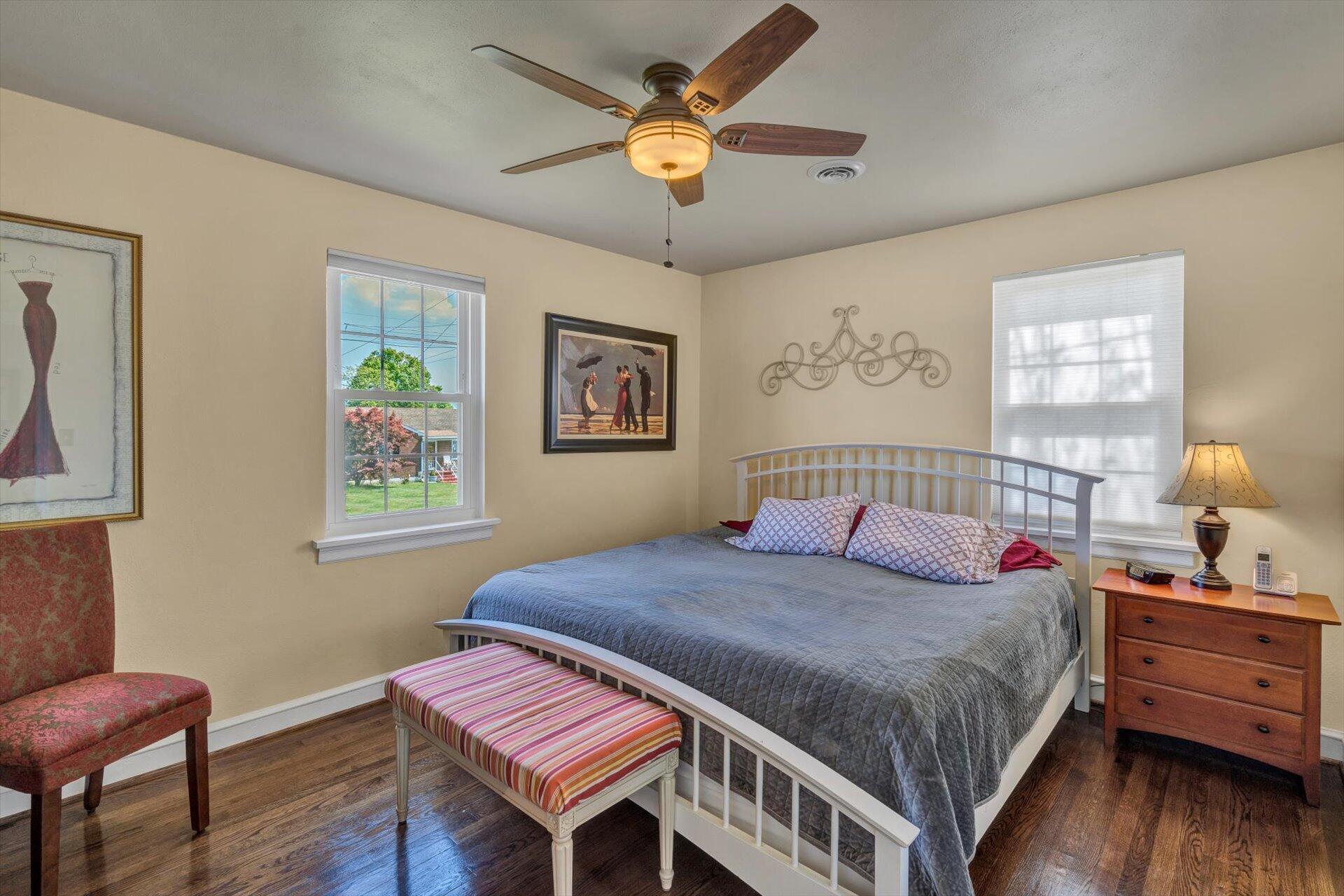 233 Knoll Road Roanoke, VA 24019 - Photo 16 of 32 16-042020230088