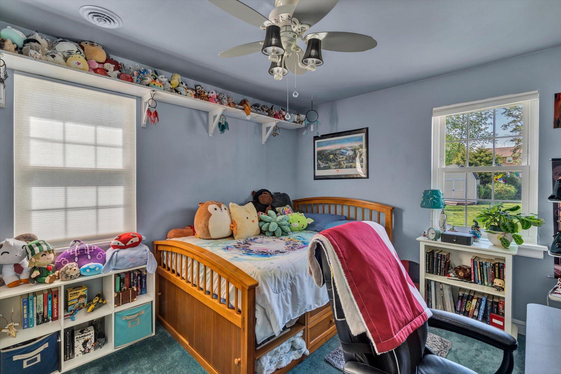 233 Knoll Road Roanoke, VA 24019 - Photo 19 of 32 19-042020230091