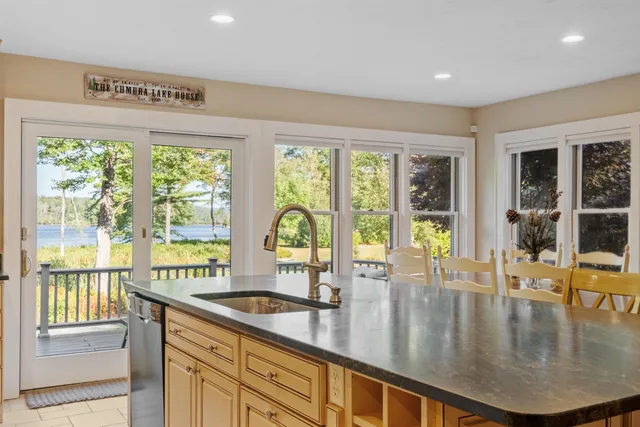 $1,995,000 | 14 Island View Drive, Moultonborough, NH 03254