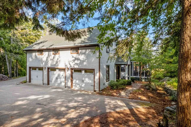 $1,995,000 | 14 Island View Drive, Moultonborough, NH 03254