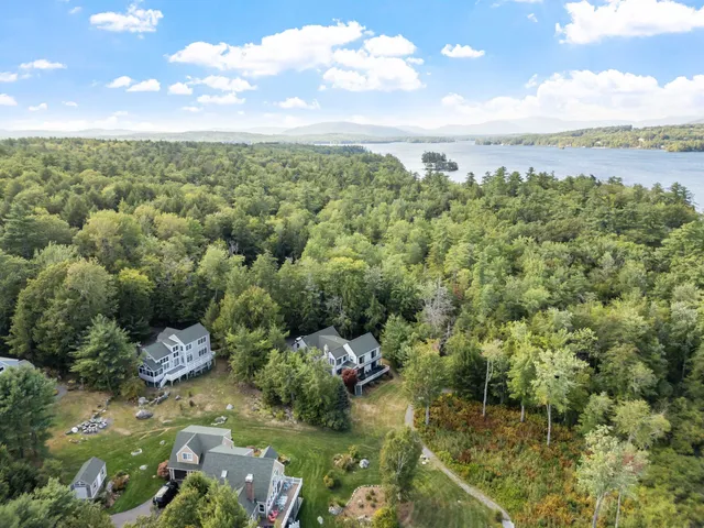 $1,995,000 | 14 Island View Drive, Moultonborough, NH 03254