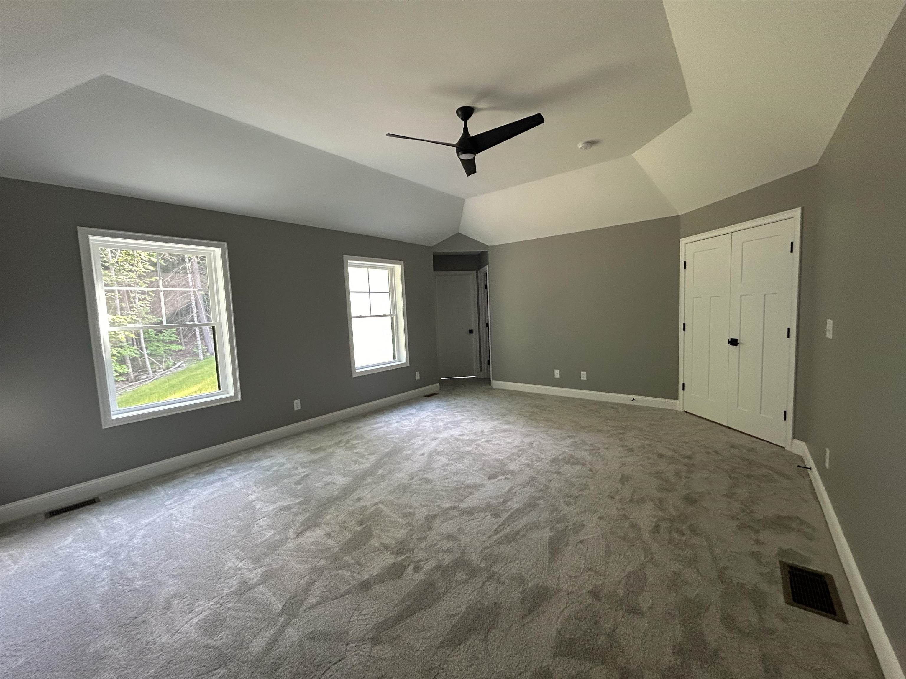 76 North Road Candia, NH 03034 - Photo 14 of 40