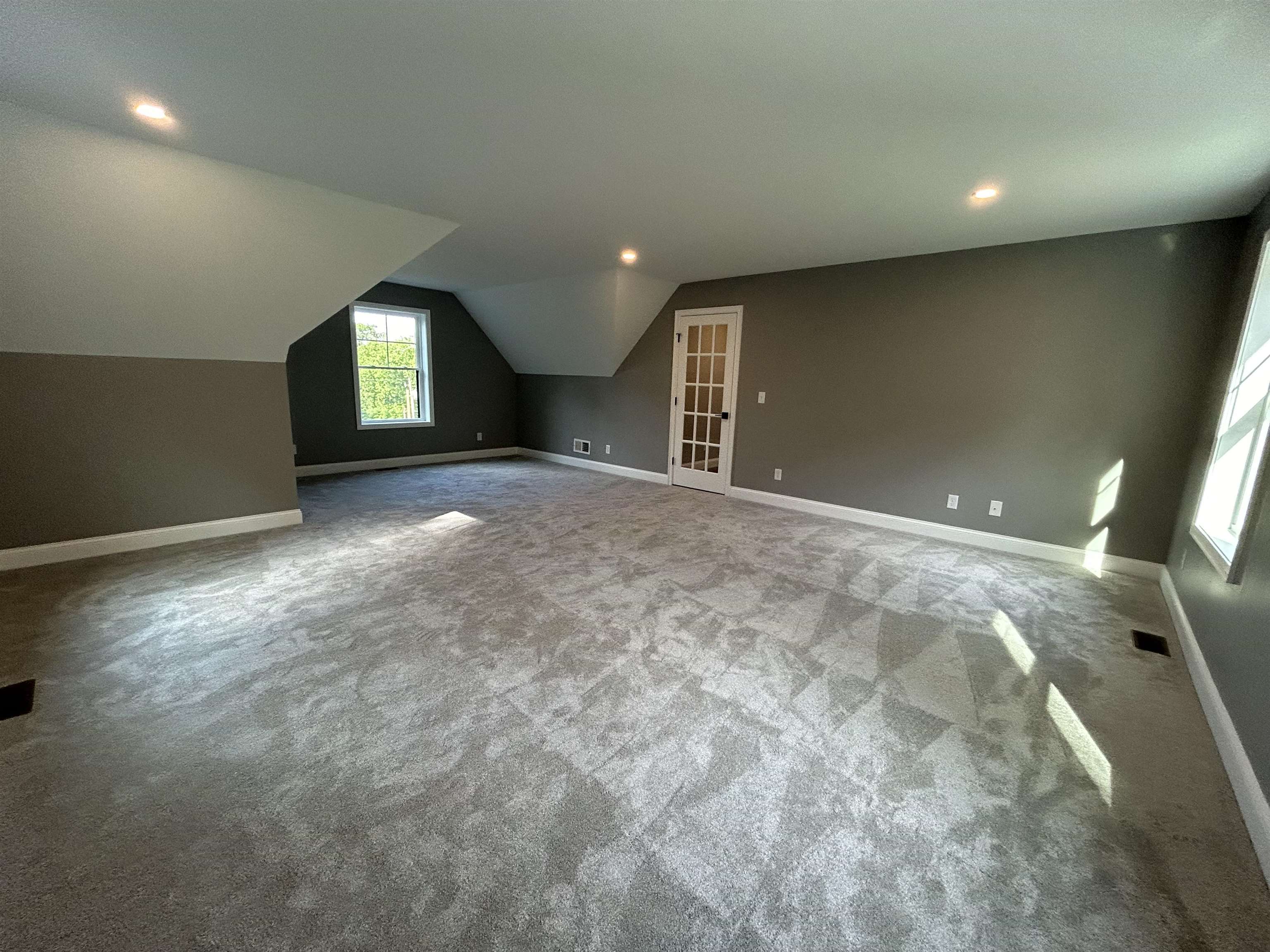 76 North Road Candia, NH 03034 - Photo 23 of 40