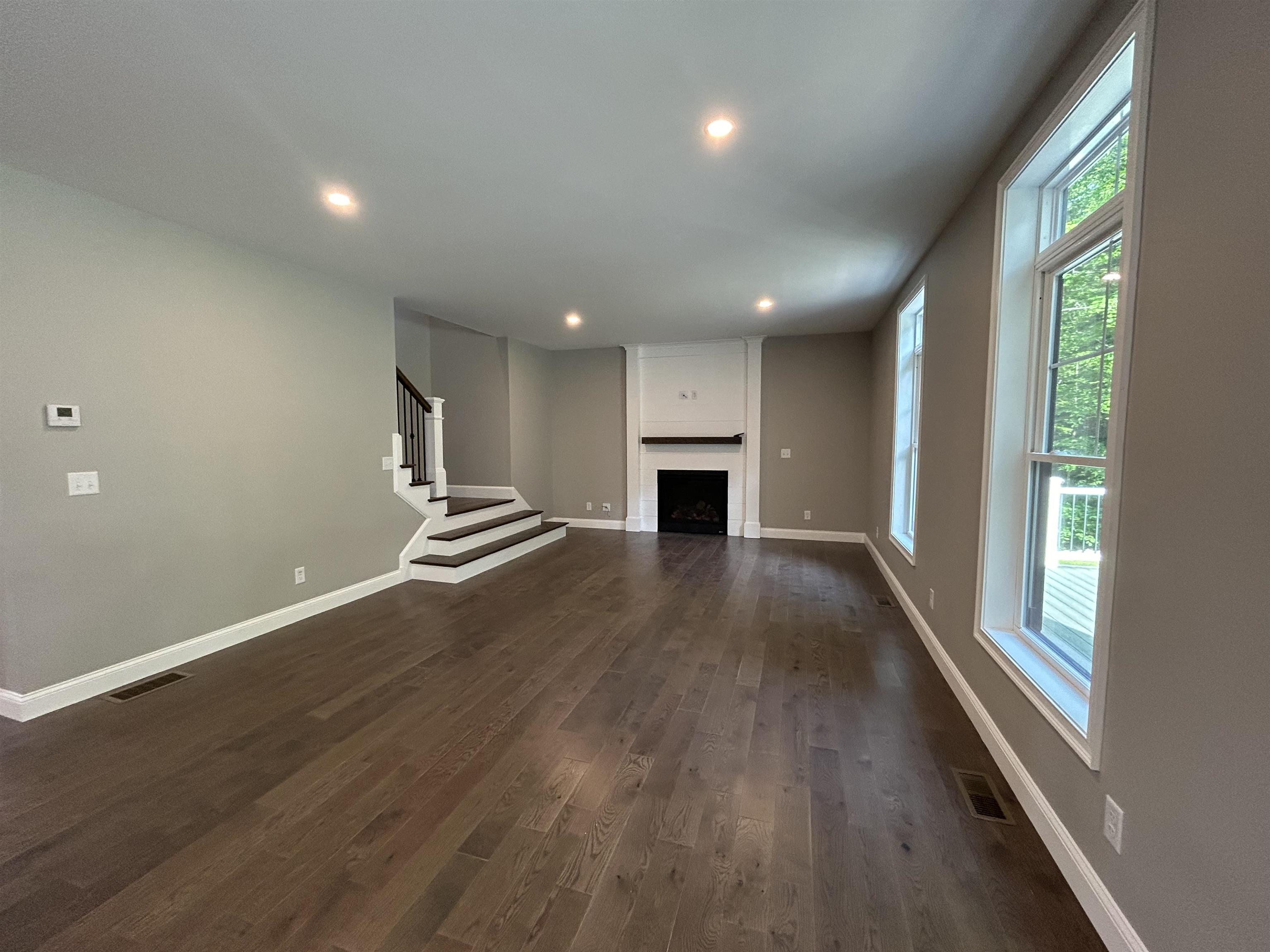 76 North Road Candia, NH 03034 - Photo 8 of 40