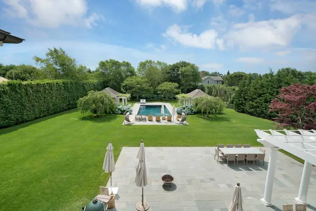 $200,000 | 25 Swans Neck Lane, Water Mill, NY 11976