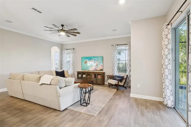 $770,000 | 8847 Fallen Oak Drive, Davenport, FL 33896