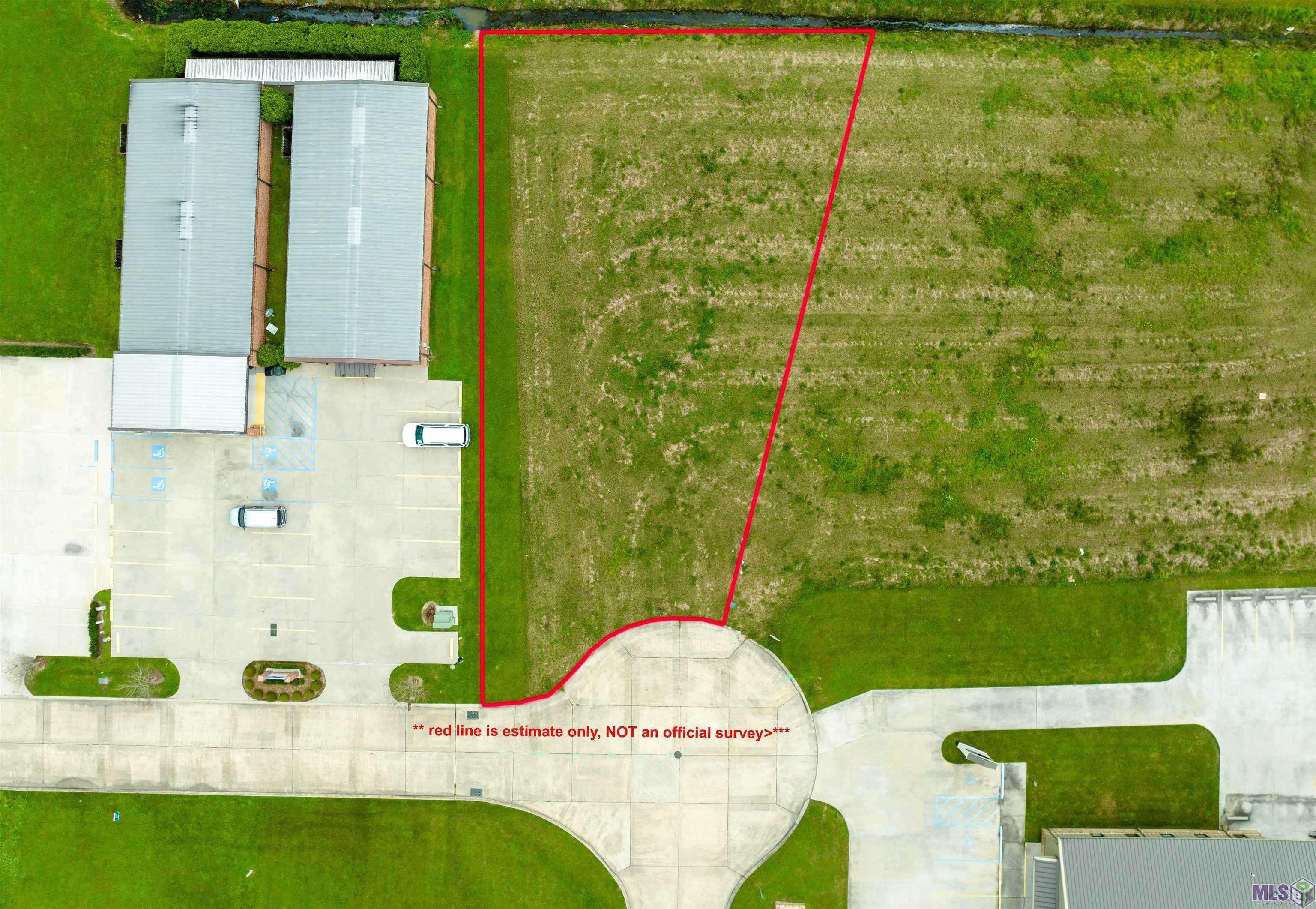 142 Finish Line Lane Houma, LA 70360 - Photo 2 of 5