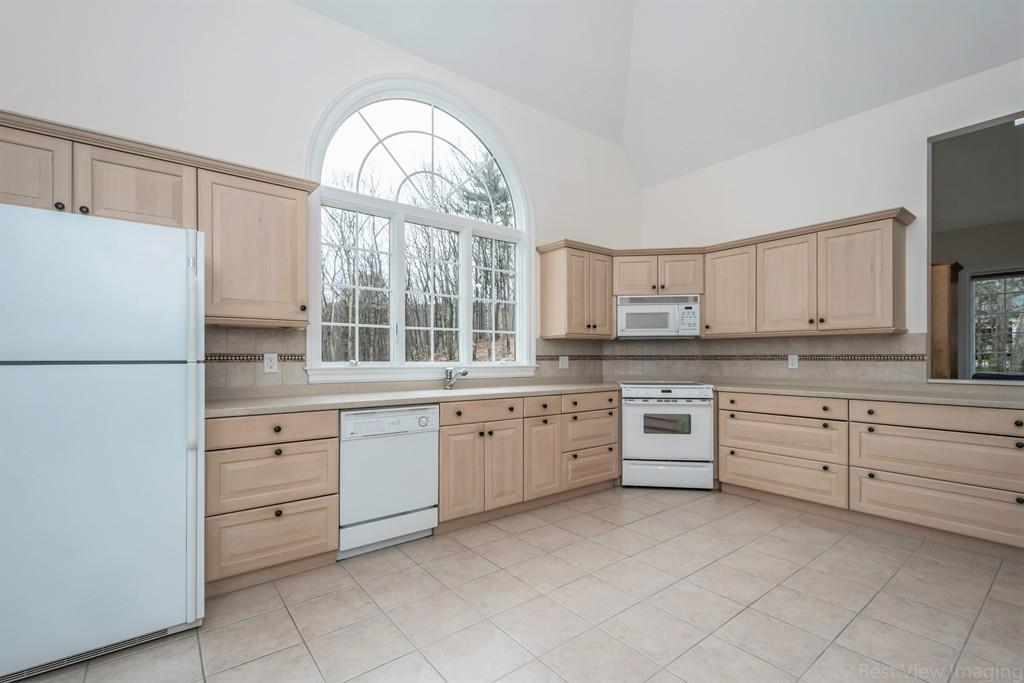 175 Fox Run Road Bolton, MA 01740 - Photo 32 of 40