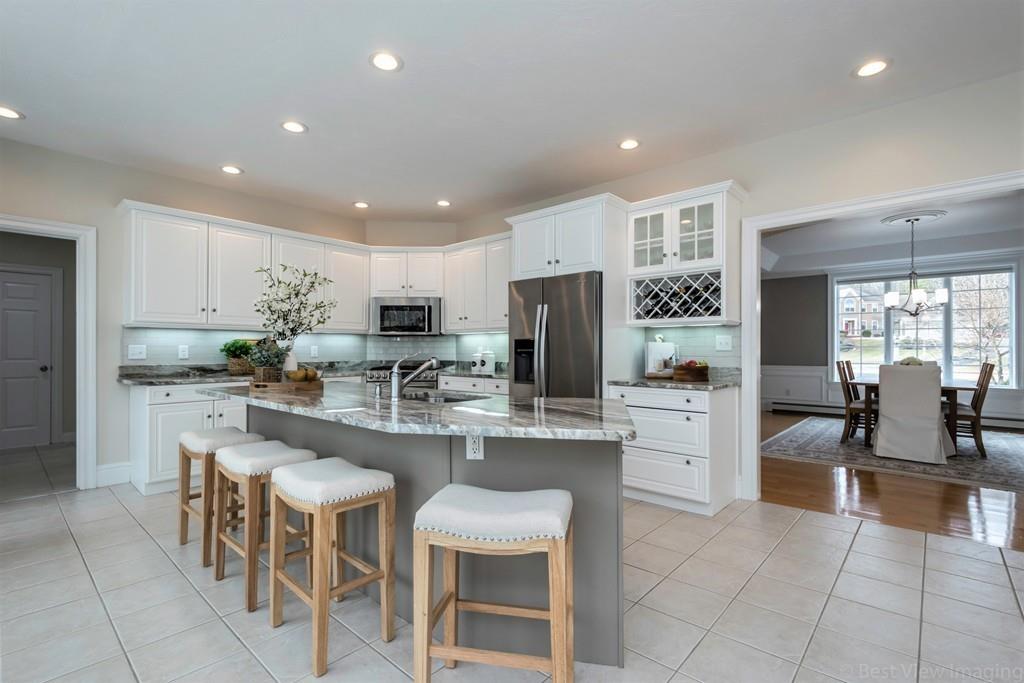 175 Fox Run Road Bolton, MA 01740 - Photo 7 of 40