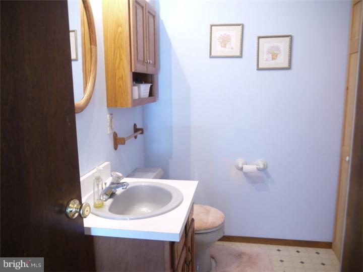 902 Lincoln Road Mullica Hill, NJ 08062 - Photo 17 of 21 Bathroom