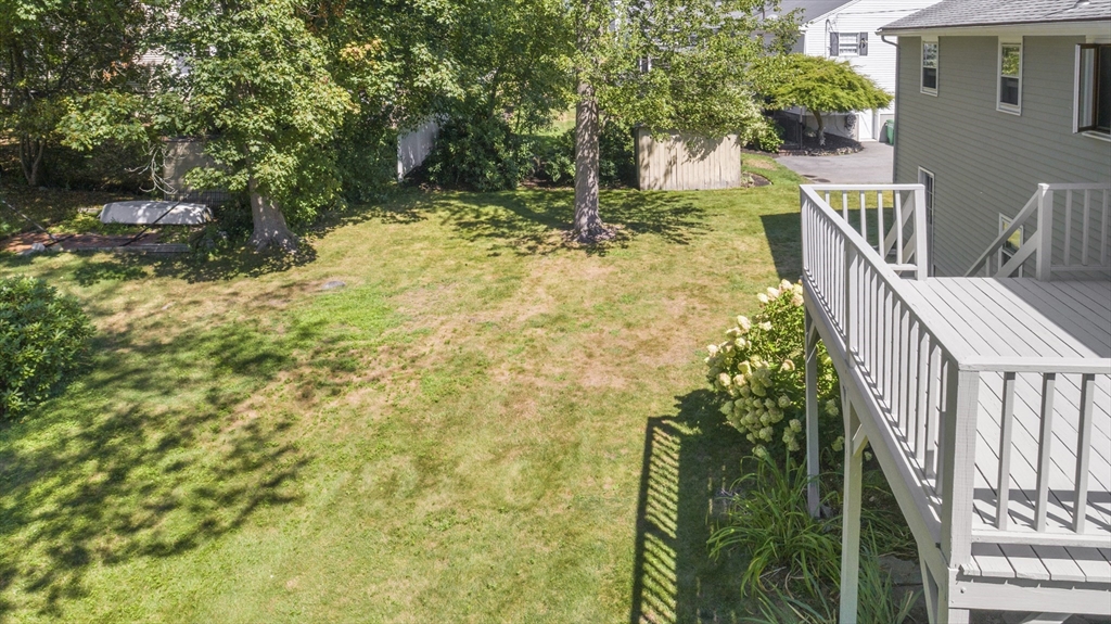 9 Hemlock Road Reading, MA 01867 - Photo 38 of 42