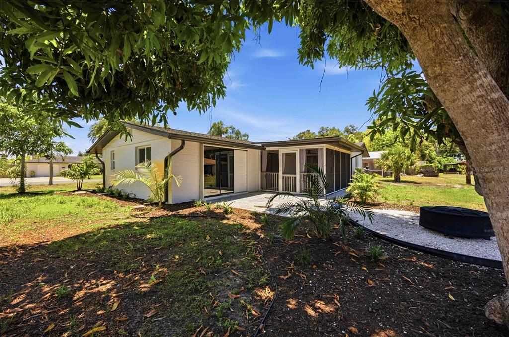 386 Cabana Road Venice, FL 34293 - Photo 43 of 56