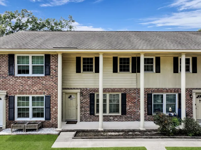 $315,000 | 50 Held Circle, Unit 50C, Charleston, SC 29412