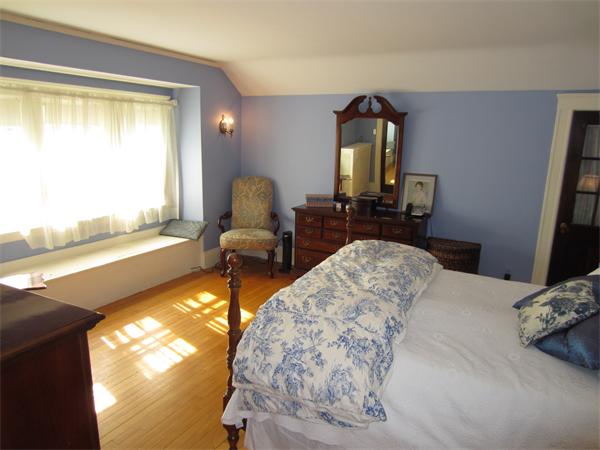 194 Warwick Road Melrose, MA 02176 - Photo 15 of 30 Gallery Image 15