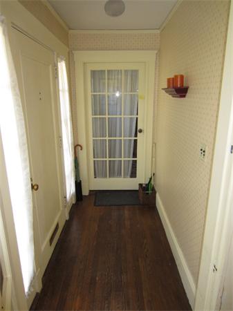 194 Warwick Road Melrose, MA 02176 - Photo 20 of 30 Gallery Image 20