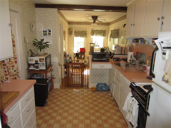 194 Warwick Road Melrose, MA 02176 - Photo 23 of 30 Gallery Image 23