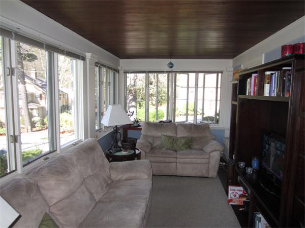 194 Warwick Road Melrose, MA 02176 - Photo 9 of 30 Gallery Image 9