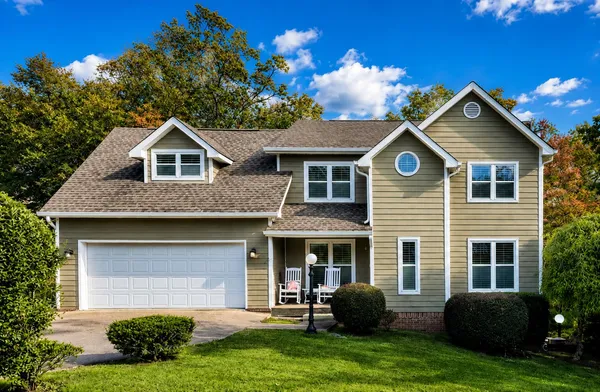 $440,900 | 8014 Woodstone Drive, Hixson, TN 37343