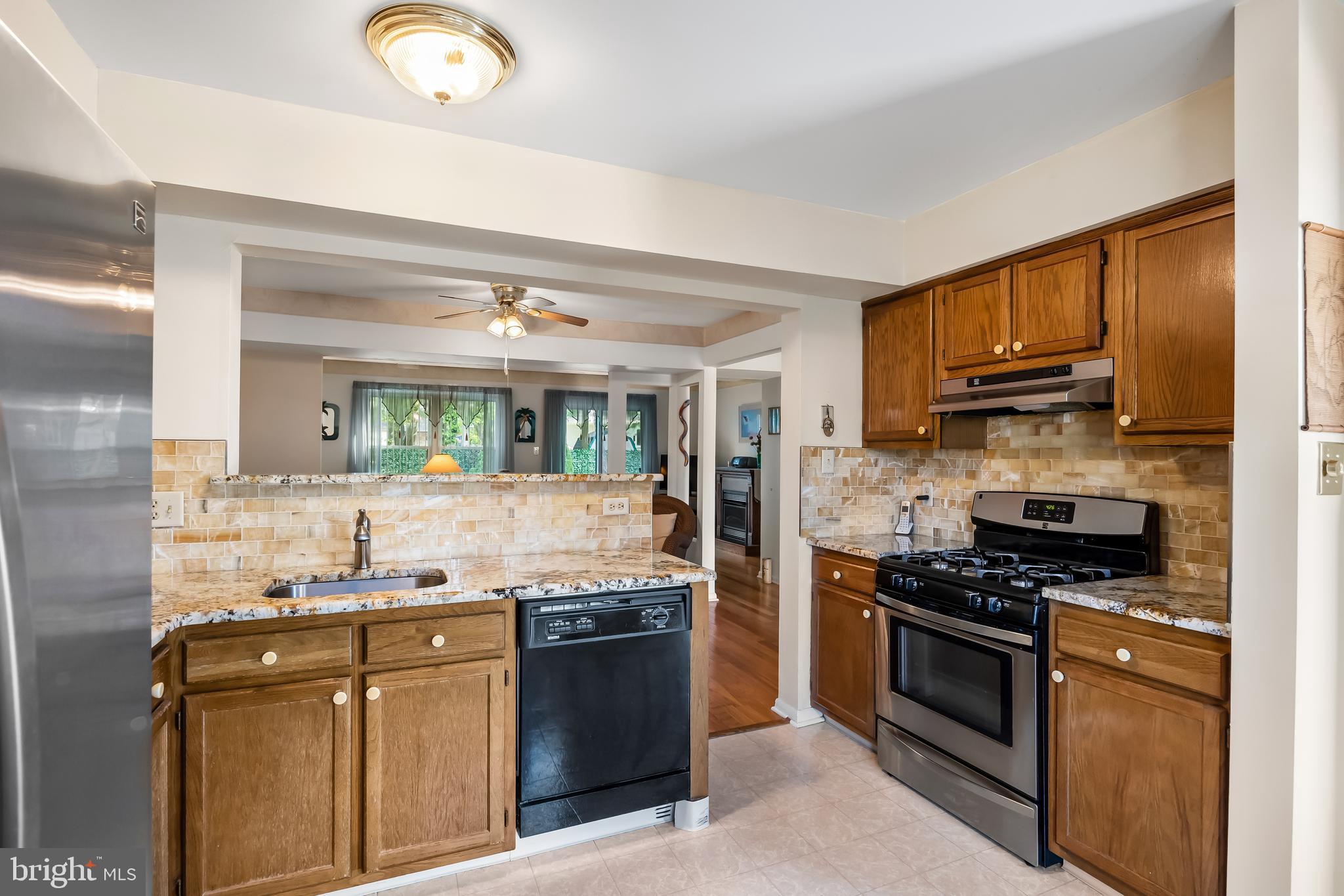 45 Christopher Road Voorhees, NJ 08043 - Photo 8 of 28