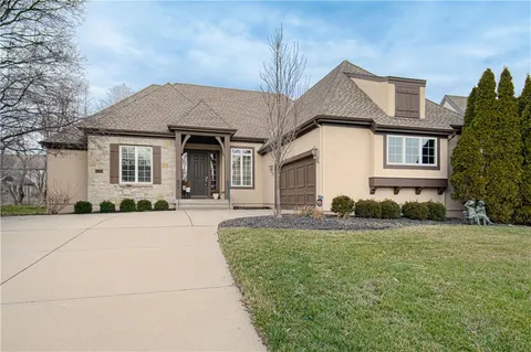 $674,900 | 5402 West 141st Terrace, Leawood, KS 66224