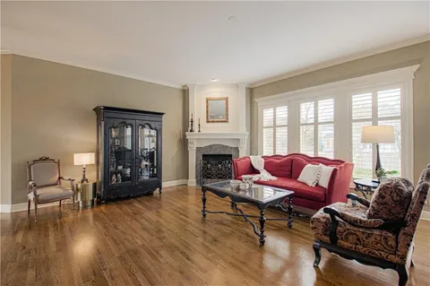 $674,900 | 5402 West 141st Terrace, Leawood, KS 66224