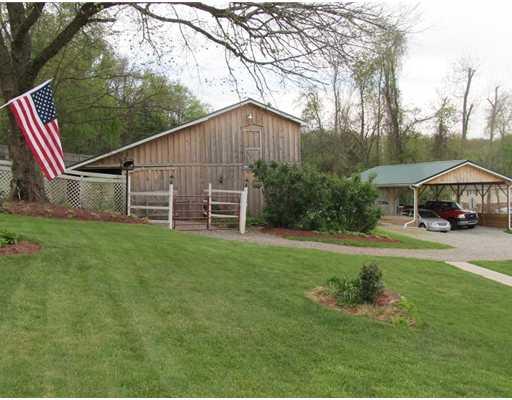 1250 Pinewood Road Irwin, PA 15642 - Photo 16 of 18 Yard/Garden.