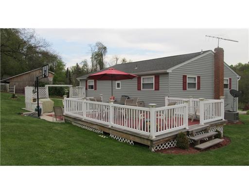 1250 Pinewood Road Irwin, PA 15642 - Photo 17 of 18 Exterior Back.