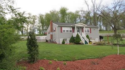 1250 Pinewood Road Irwin, PA 15642 - Photo 18 of 18 Exterior Front.