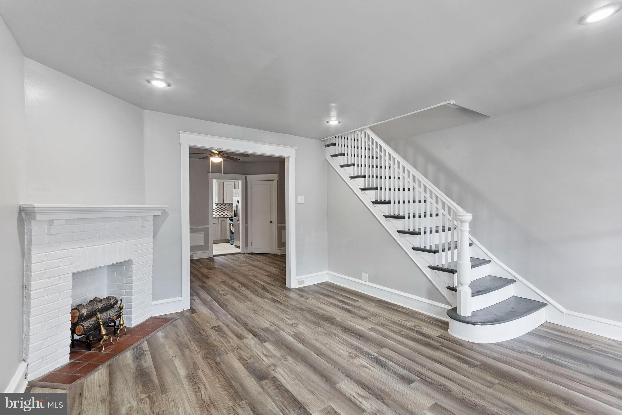 7252 Calvin Road Upper Darby, PA 19082 - Photo 4 of 25