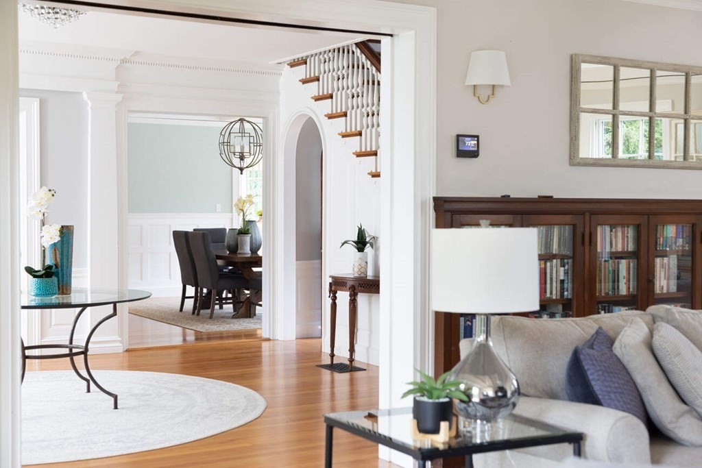 10 Burnham Road Newton, MA 02465 - Photo 2 of 21