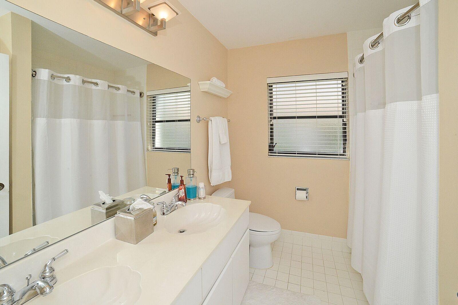 11774 Island Lakes Lane Boca Raton, FL 33498 - Photo 19 of 28 Bathroom