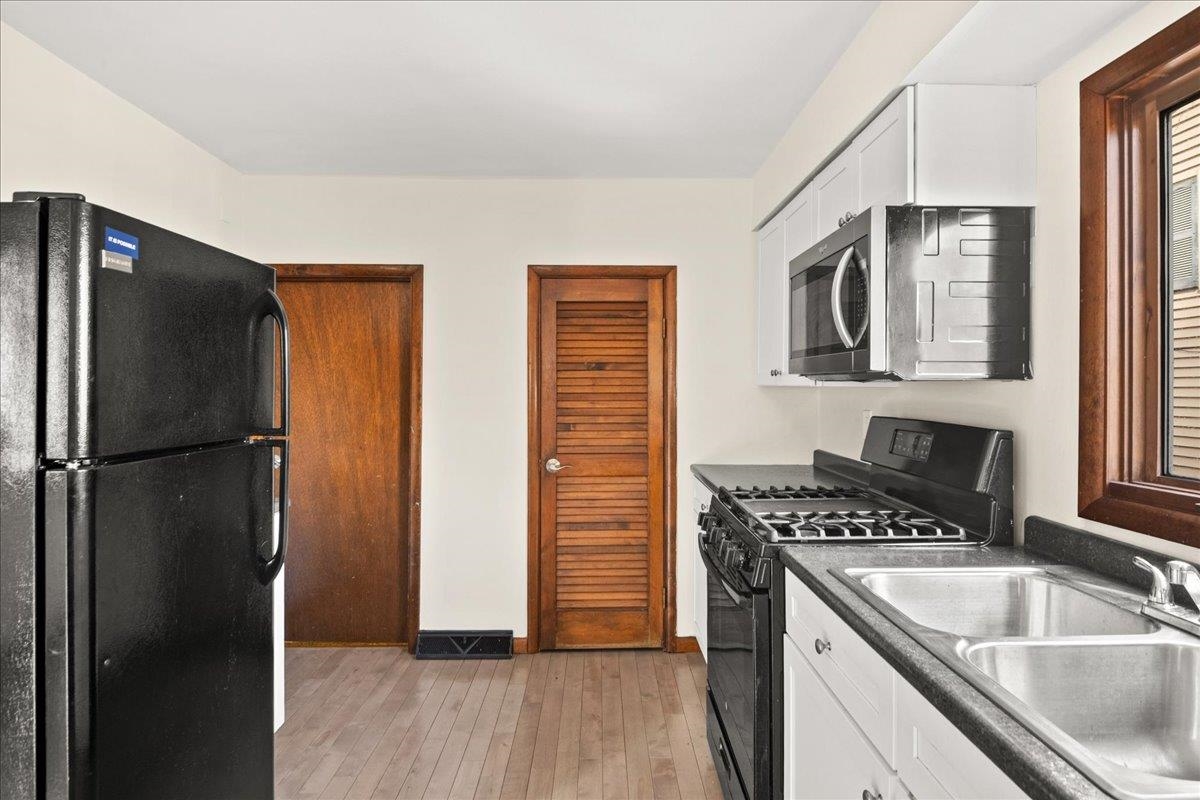 138 Foster Street Burlington, VT 05401 - Photo 12 of 60