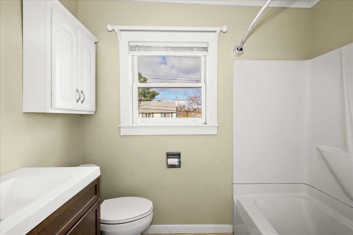 138 Foster Street Burlington, VT 05401 - Photo 24 of 60