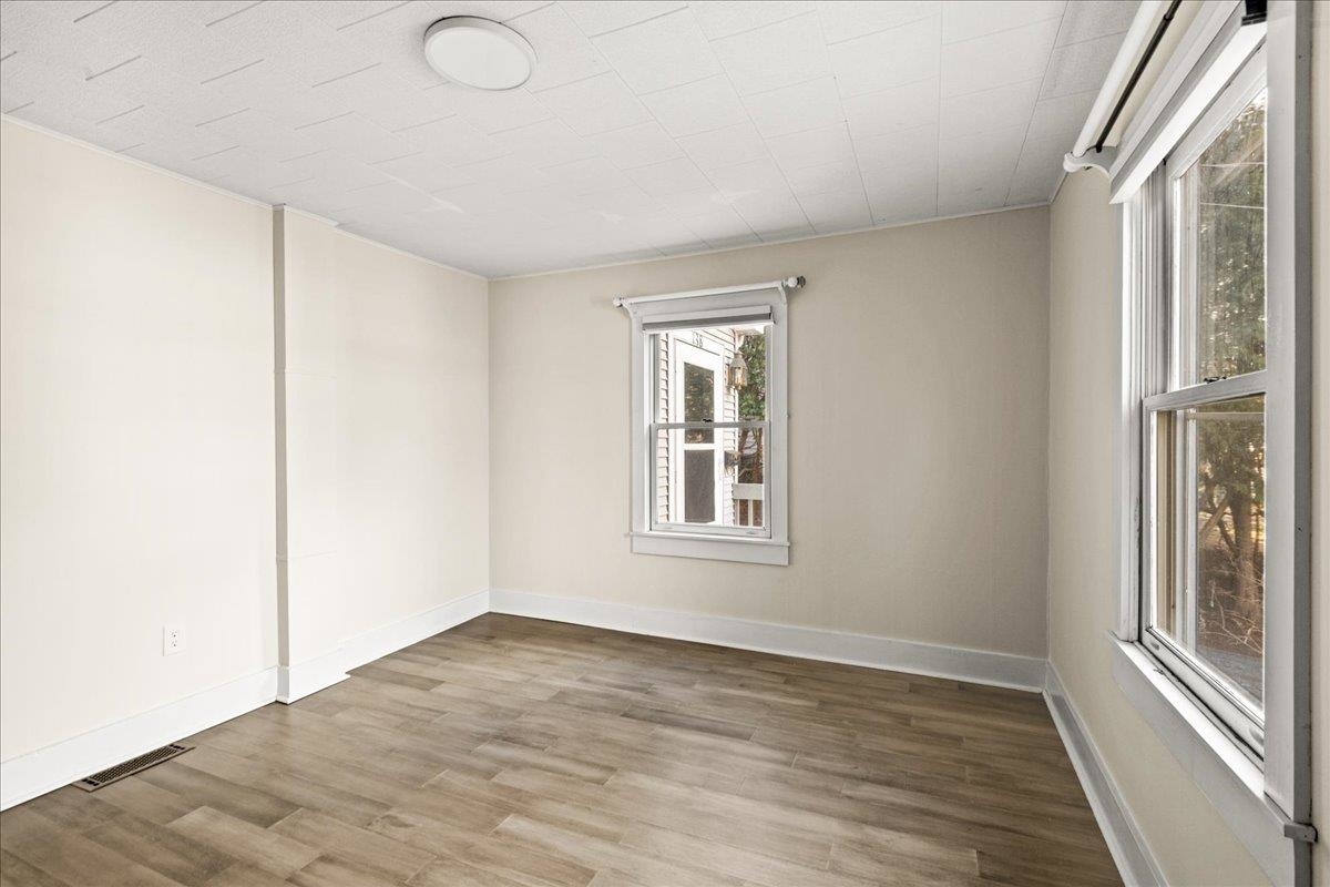 138 Foster Street Burlington, VT 05401 - Photo 27 of 60