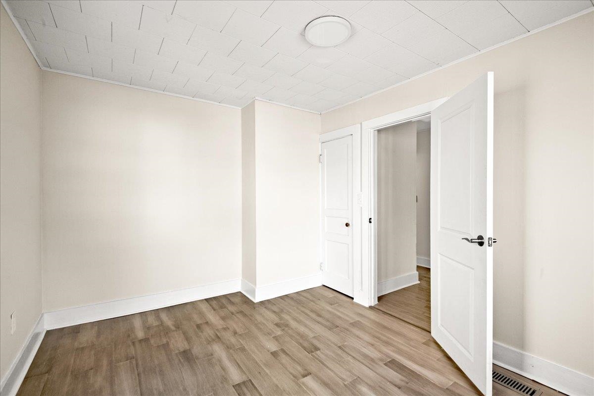 138 Foster Street Burlington, VT 05401 - Photo 29 of 60