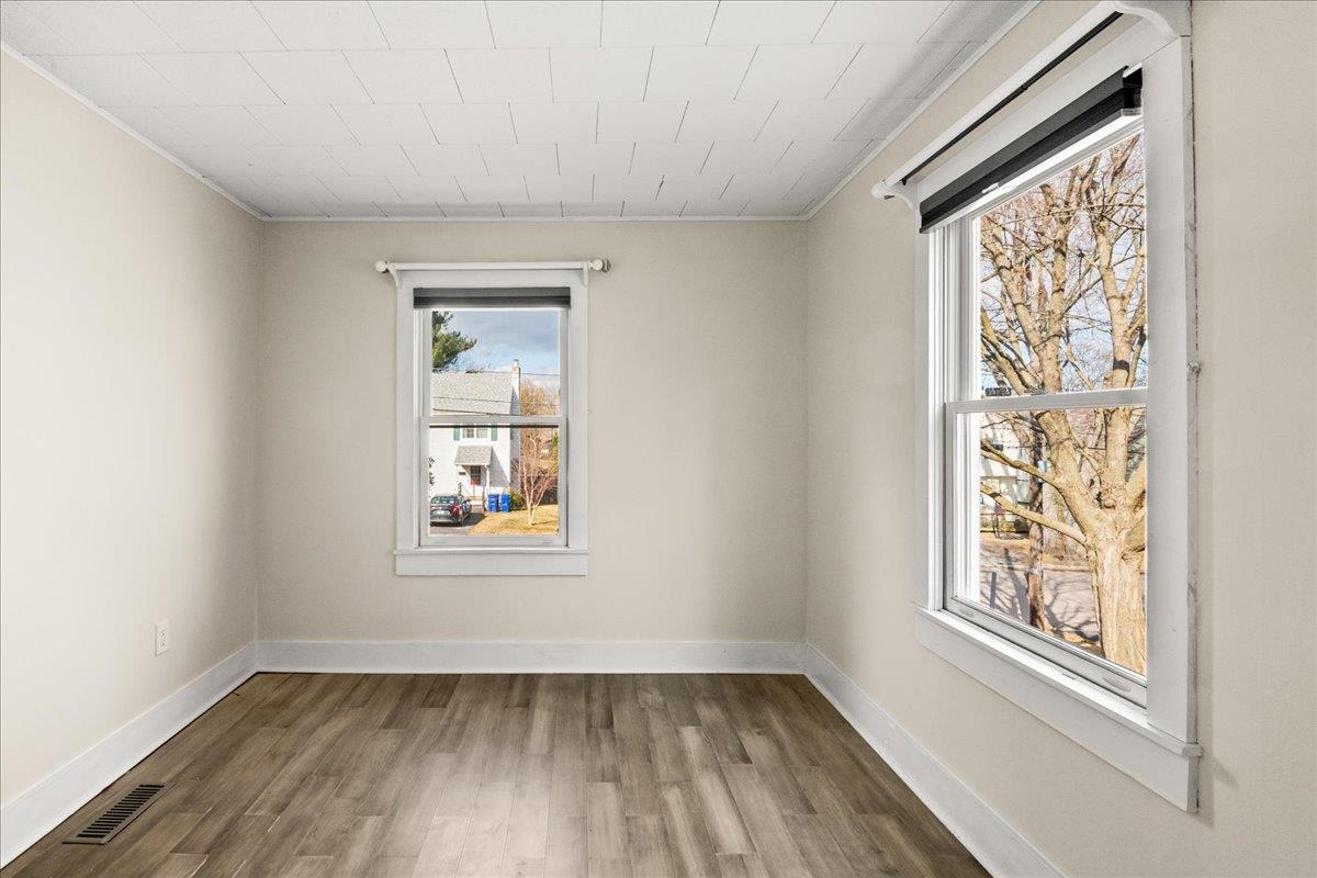 138 Foster Street Burlington, VT 05401 - Photo 33 of 60