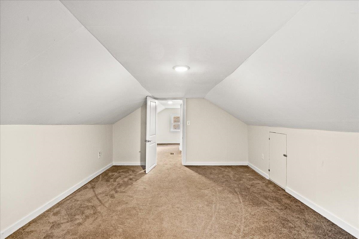 138 Foster Street Burlington, VT 05401 - Photo 41 of 60