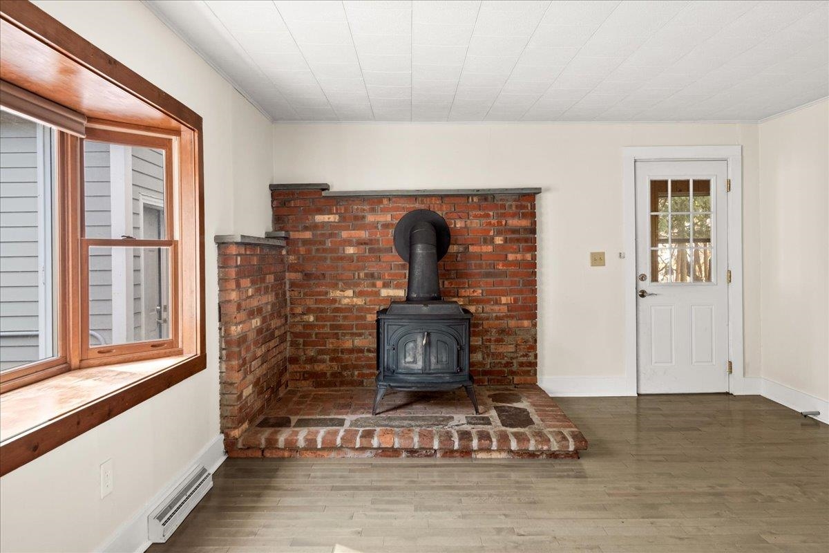 138 Foster Street Burlington, VT 05401 - Photo 8 of 60