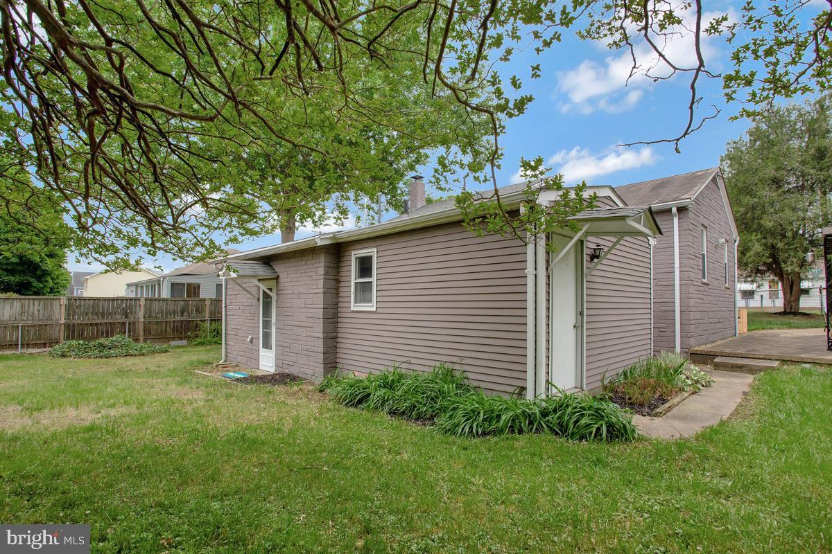 1609 Bentley Road Edgewater, MD 21037 - Photo 32 of 40