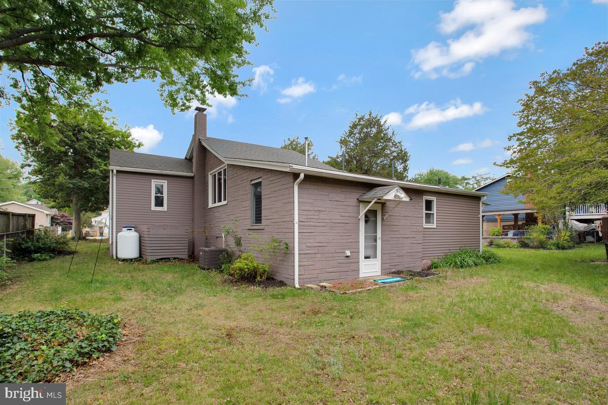 1609 Bentley Road Edgewater, MD 21037 - Photo 33 of 40