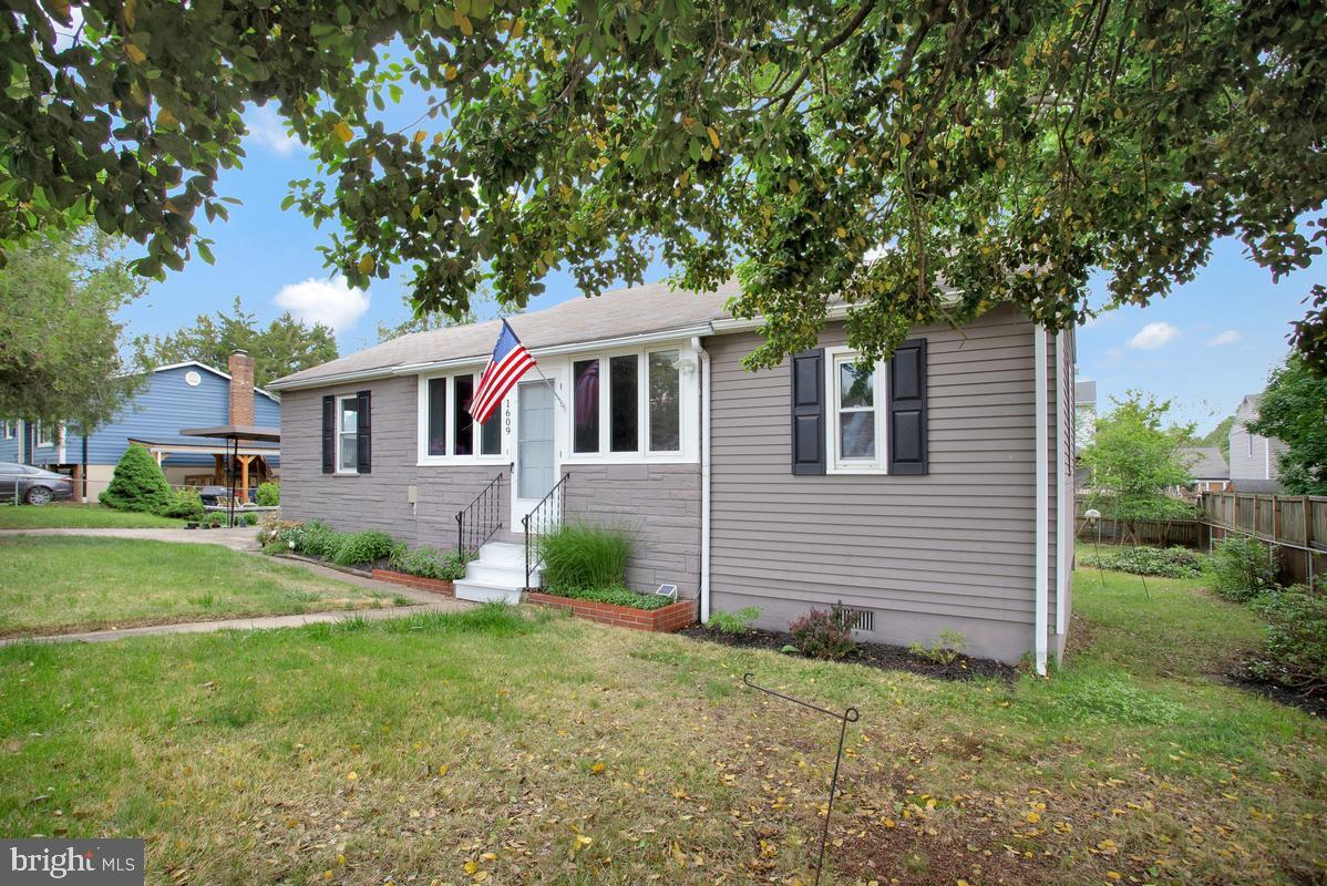 1609 Bentley Road Edgewater, MD 21037 - Photo 8 of 40