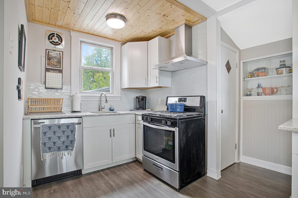 1609 Bentley Road Edgewater, MD 21037 - Photo 10 of 40