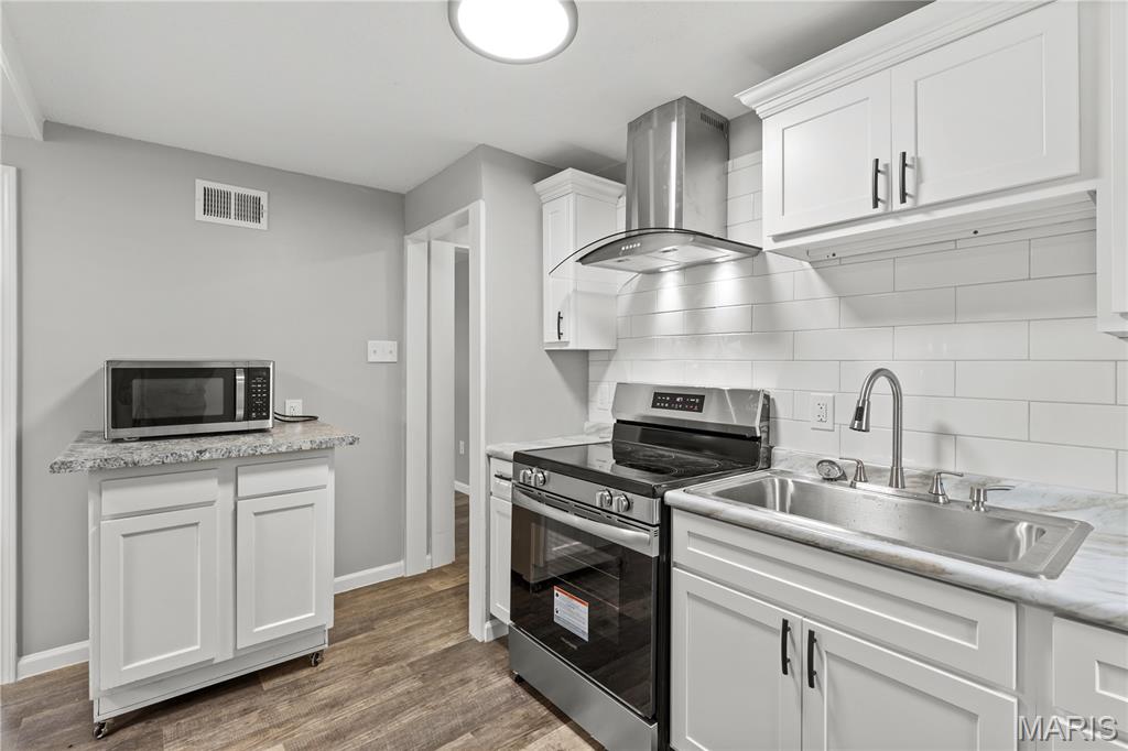 2010 North Hanley Road Hanley Hills, MO 63133 - Photo 5 of 10 Gallery Image 5