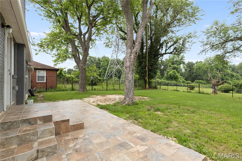 2010 North Hanley Road Hanley Hills, MO 63133 - Photo 10 of 10 Gallery Image 10