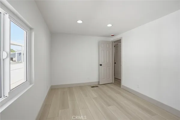 $219,900 | 30000 Hasley Canyon Road, Unit 16, Castaic, CA 91384