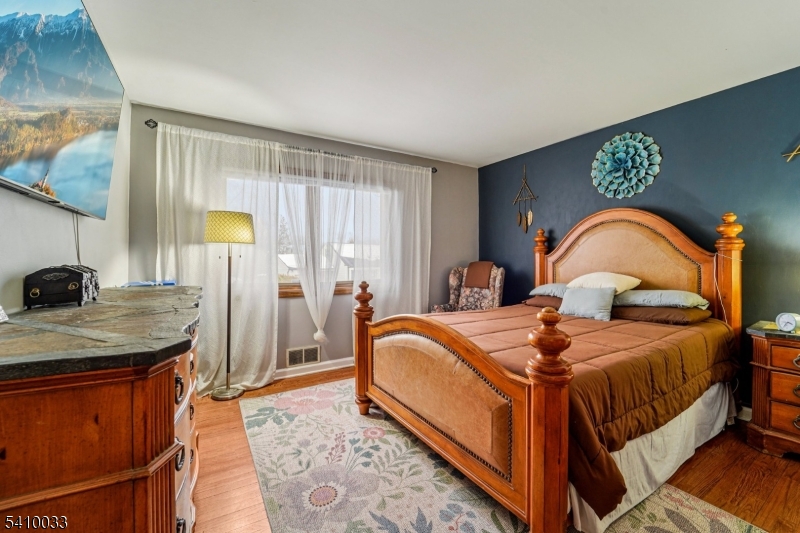 470 Capitol Road New Milford, NJ 07646 - Photo 17 of 45